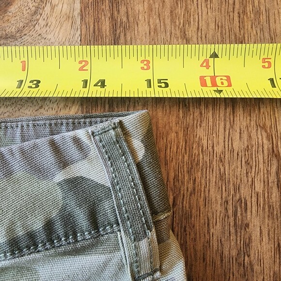 Pilcro Pants Womens 28 Green Camo Cargo Crop Straight Leg Stretch Casual Utility - Picture 12 of 15